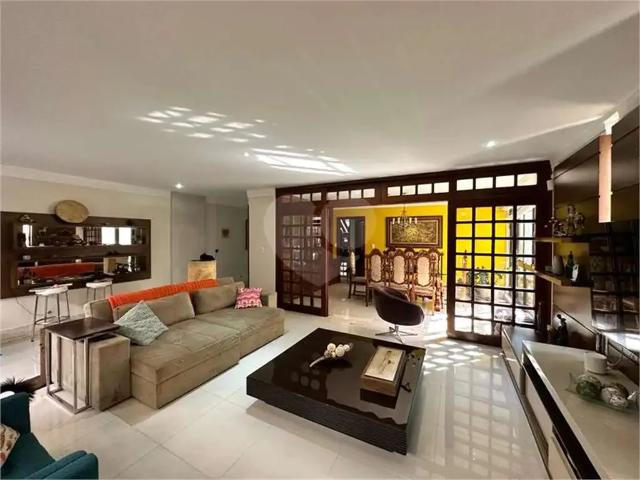 Casa / Sobrado para Venda em São Paulo/SP Bosque da Saúde 5 Quartos