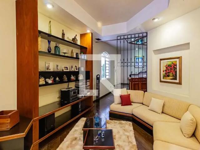 Casa / Sobrado para Venda em São Paulo/SP Brooklin 4 Quartos