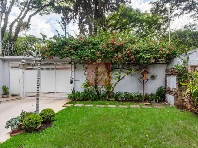 Casa / Sobrado para Venda em São Paulo/SP Brooklin 6 Quartos