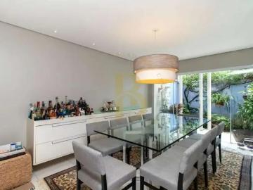 Casa / Sobrado para Venda em São Paulo/SP Brooklin 3 Quartos
