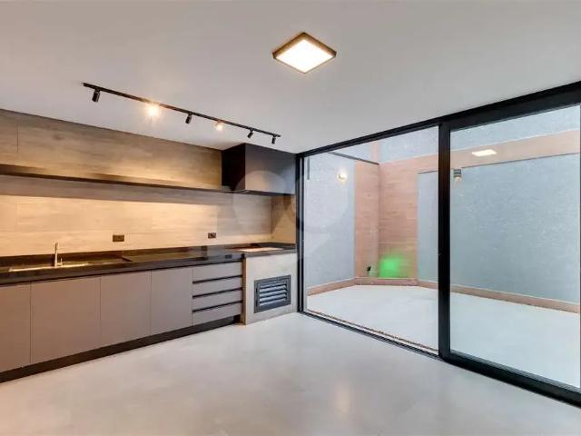 Casa / Sobrado para Venda em São Paulo/SP Brooklin 3 Quartos