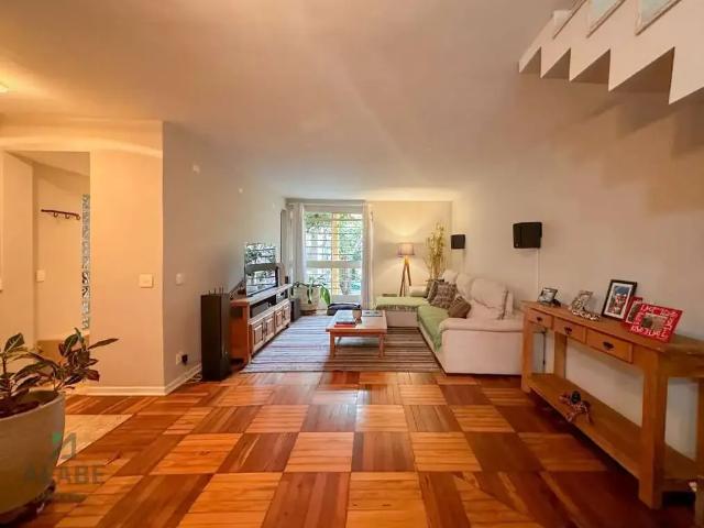Casa / Sobrado para Venda em São Paulo/SP Brooklin 3 Quartos