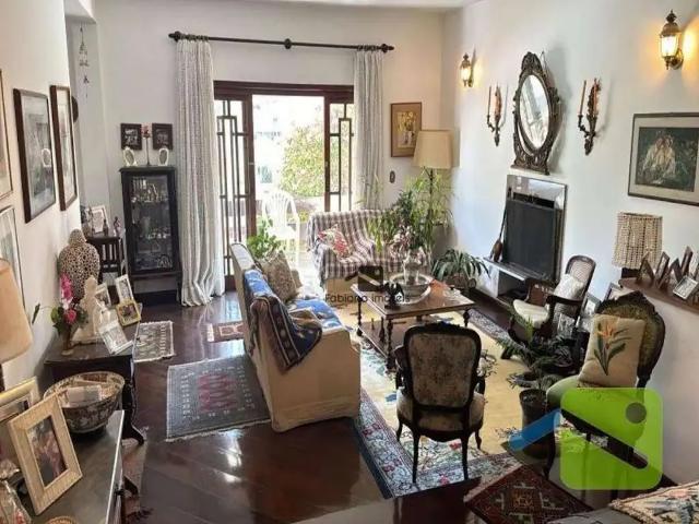 Casa / Sobrado para Venda em São Paulo/SP Butantã 4 Quartos