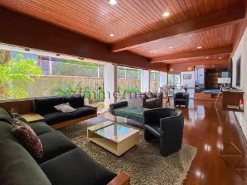 Casa / Sobrado para Venda em São Paulo/SP Butantã 4 Quartos