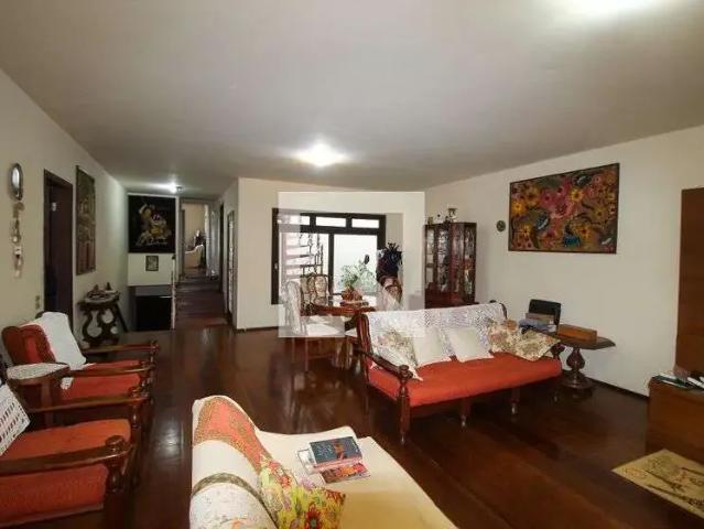 Casa / Sobrado para Venda em São Paulo/SP Butantã 5 Quartos