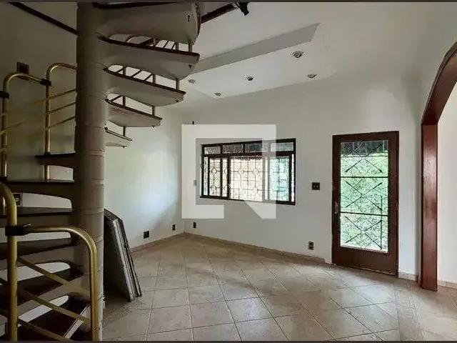 Casa / Sobrado para Venda em São Paulo/SP Butantã 5 Quartos
