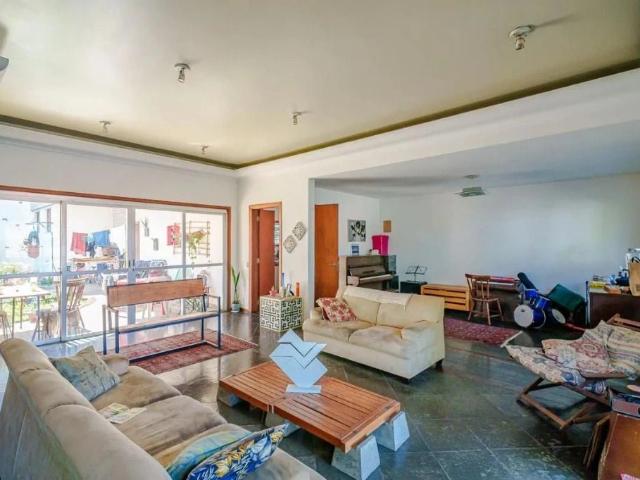 Casa / Sobrado para Venda em São Paulo/SP Butantã 5 Quartos