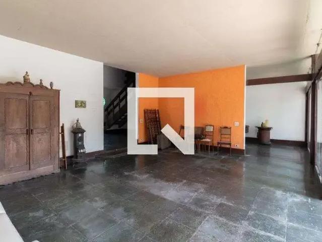 Casa / Sobrado para Venda em São Paulo/SP Butantã 6 Quartos