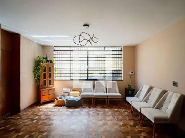 Casa / Sobrado para Venda em São Paulo/SP Butantã 6 Quartos