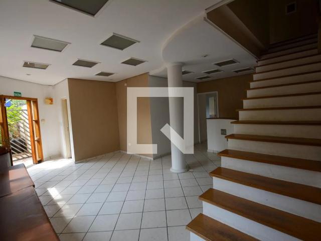 Casa / Sobrado para Venda em São Paulo/SP Butantã 8 Quartos