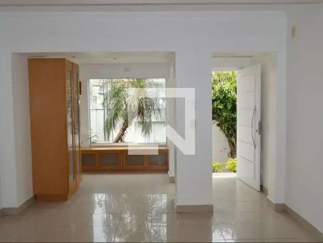 Casa / Sobrado para Venda em São Paulo/SP Cambuci 4 Quartos