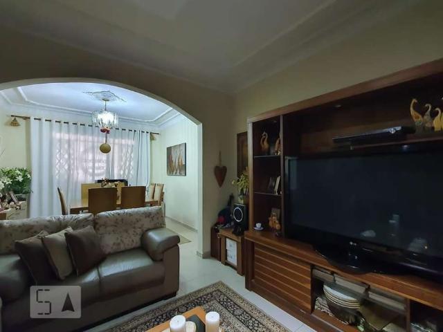 Casa / Sobrado para Venda em São Paulo/SP Cambuci 6 Quartos