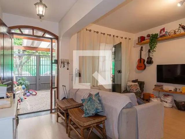 Casa / Sobrado para Venda em São Paulo/SP Campo Belo 2 Quartos