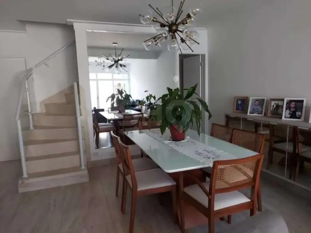 Casa / Sobrado para Venda em São Paulo/SP Campo Belo 3 Quartos
