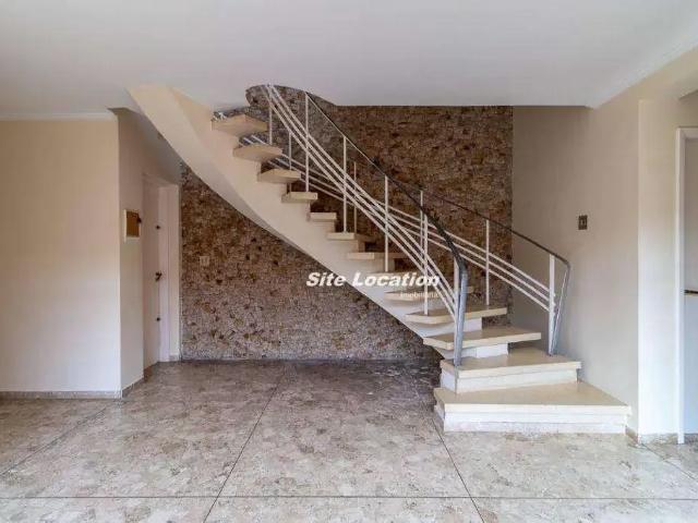 Casa / Sobrado para Venda em São Paulo/SP Campo Belo 3 Quartos