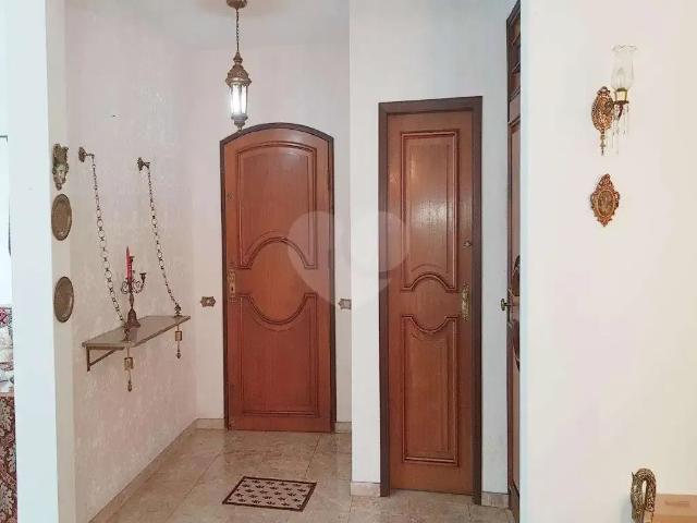 Casa / Sobrado para Venda em São Paulo/SP Campo Belo 4 Quartos