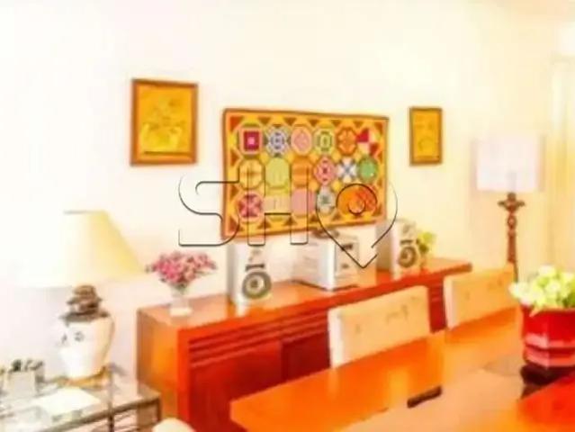 Casa / Sobrado para Venda em São Paulo/SP Campo Belo 4 Quartos