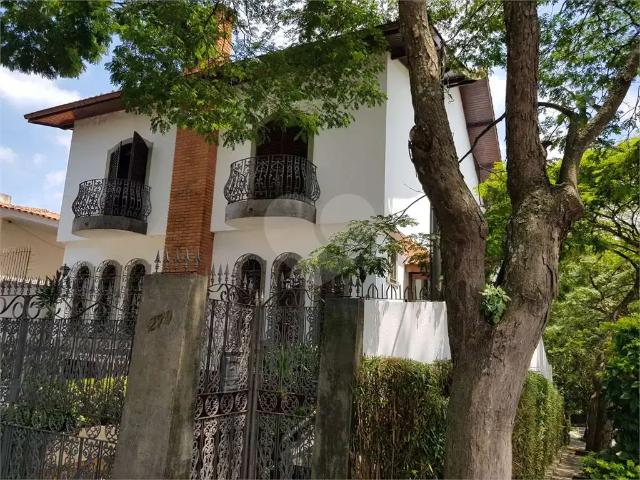 Casa / Sobrado para Venda em São Paulo/SP Campo Grande 3 Quartos
