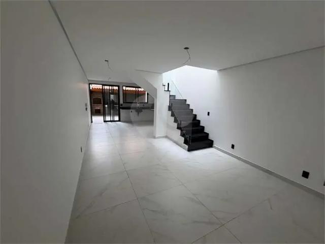 Casa / Sobrado para Venda em São Paulo/SP Campo Grande 3 Quartos