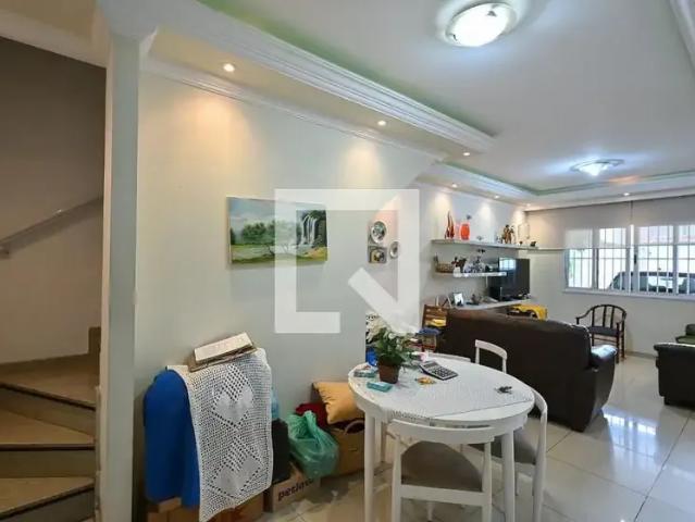 Casa / Sobrado para Venda em São Paulo/SP Campo Limpo 3 Quartos