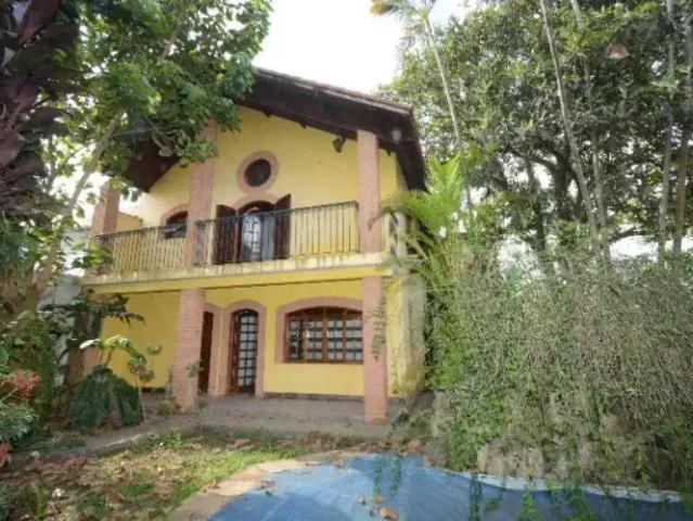 Casa / Sobrado para Venda em São Paulo/SP Capela do Socorro 5 Quartos