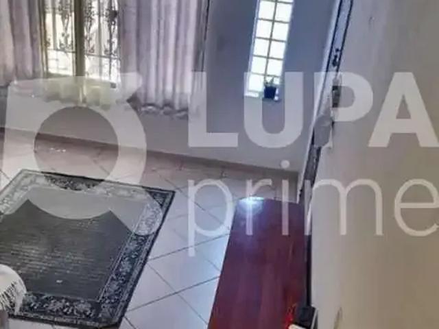 Casa / Sobrado para Venda em São Paulo/SP Carrão 4 Quartos
