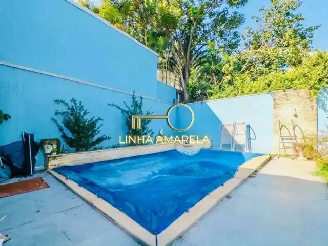 Casa / Sobrado para Venda em São Paulo/SP Caxingui 4 Quartos