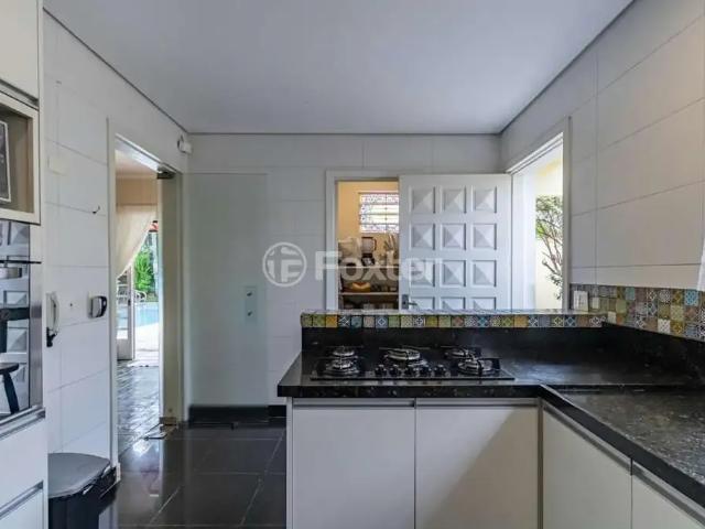 Casa / Sobrado para Venda em São Paulo/SP Caxingui 4 Quartos
