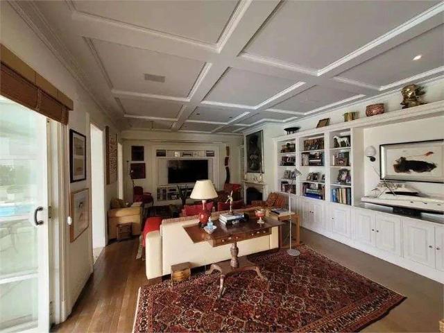 Casa / Sobrado para Venda em São Paulo/SP Cerqueira César 4 Quartos