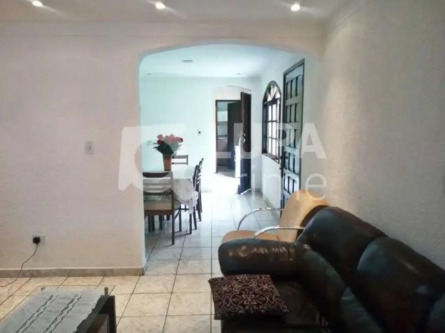 Casa / Sobrado para Venda em São Paulo/SP Chora Menino 3 Quartos