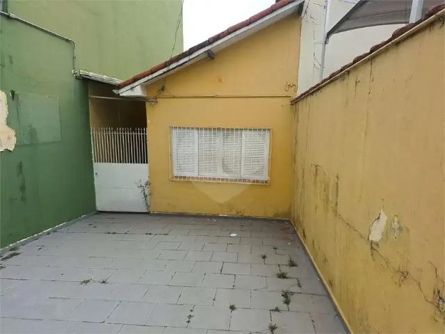 Casa / Sobrado para Venda em São Paulo/SP Chora Menino 2 Quartos