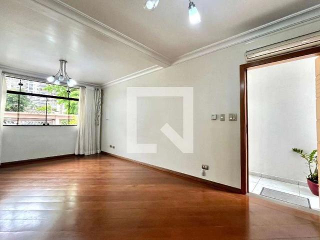Casa / Sobrado para Venda em São Paulo/SP Chácara Inglesa 3 Quartos
