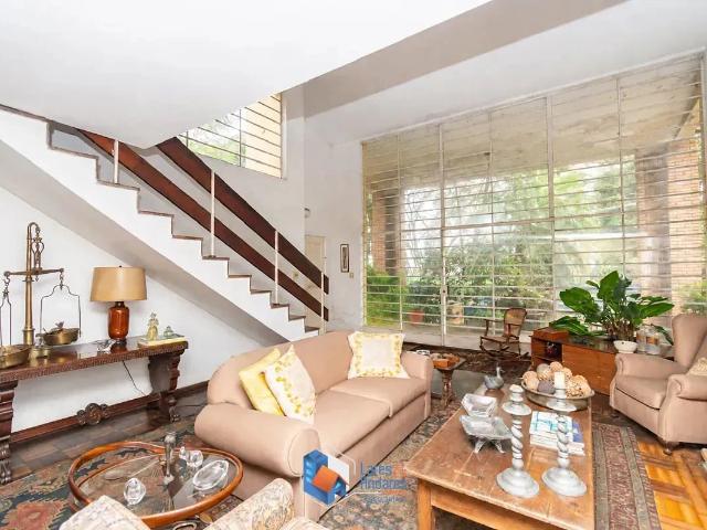 Casa / Sobrado para Venda em São Paulo/SP Cidade Jardim 3 Quartos