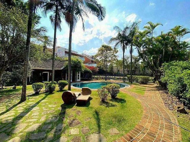 Casa / Sobrado para Venda em São Paulo/SP Cidade Jardim 5 Quartos
