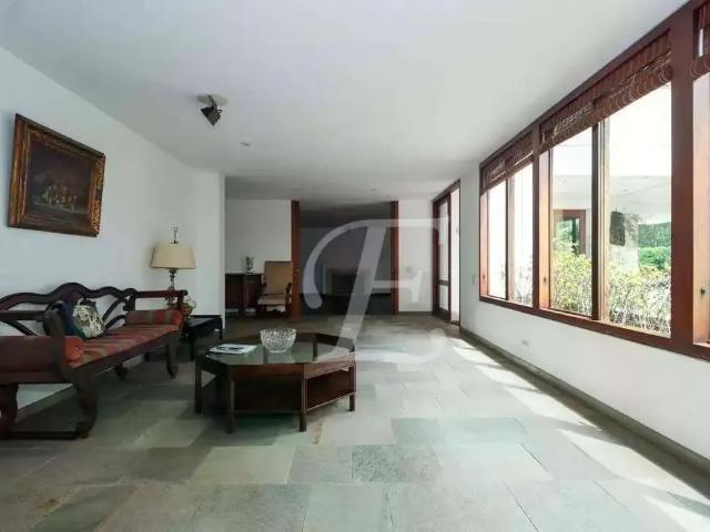 Casa / Sobrado para Venda em São Paulo/SP Cidade Jardim 6 Quartos