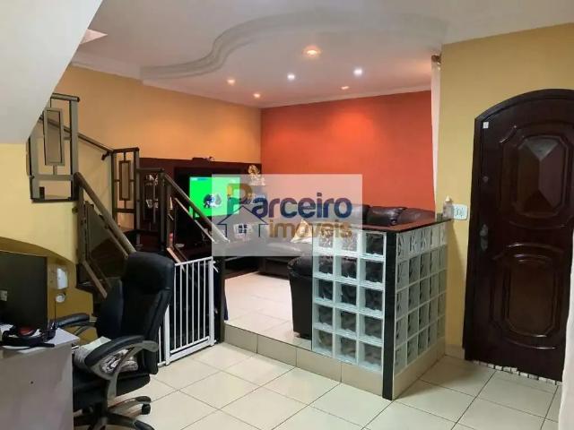 Casa / Sobrado para Venda em São Paulo/SP Cidade Líder 6 Quartos