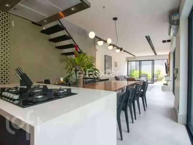 Casa / Sobrado para Venda em São Paulo/SP Cidade Monções 2 Quartos