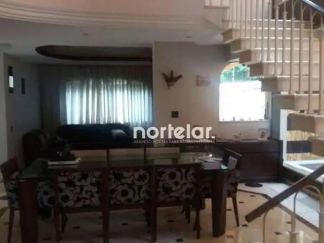 Casa / Sobrado para Venda em São Paulo/SP City América 5 Quartos