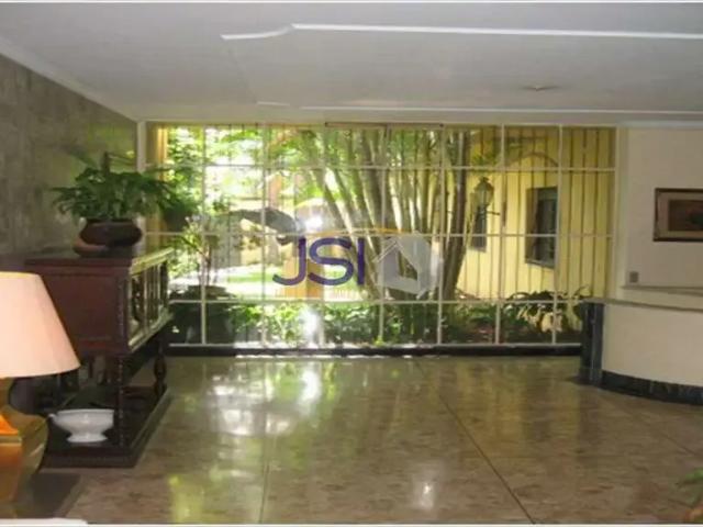 Casa / Sobrado para Venda em São Paulo/SP Conjunto Residencial Morumbi 4 Quartos
