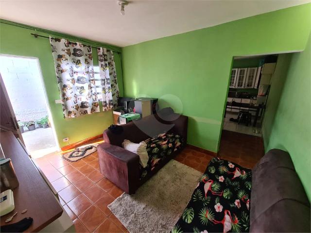 Casa / Sobrado para Venda em São Paulo/SP Grajaú 1 Quartos