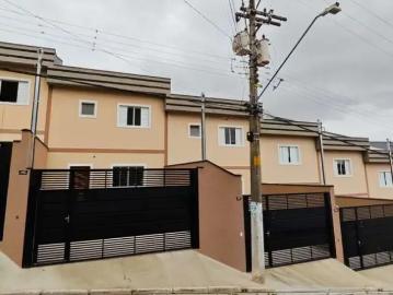 Casa / Sobrado para Venda em São Paulo/SP Guaianases 2 Quartos