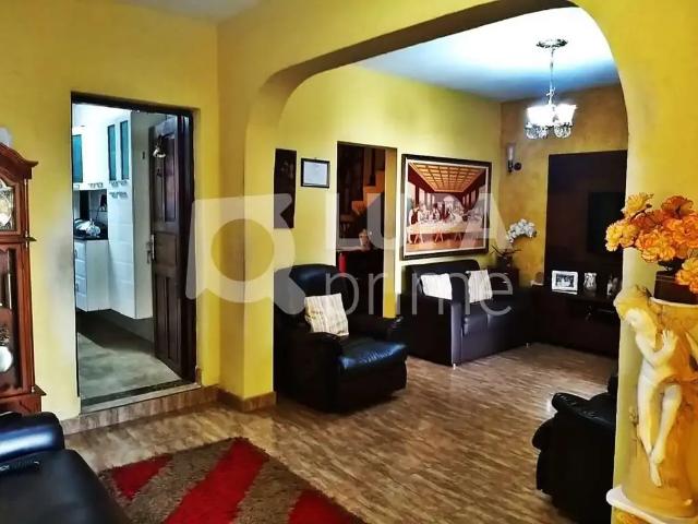 Casa / Sobrado para Venda em São Paulo/SP Guaianases 4 Quartos