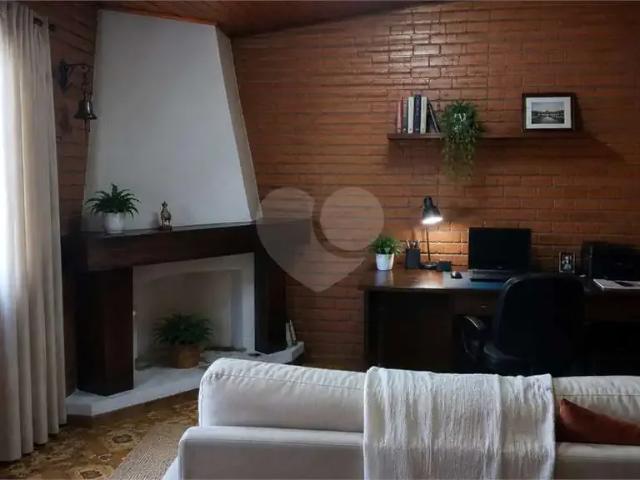 Casa / Sobrado para Venda em São Paulo/SP Guarapiranga 3 Quartos