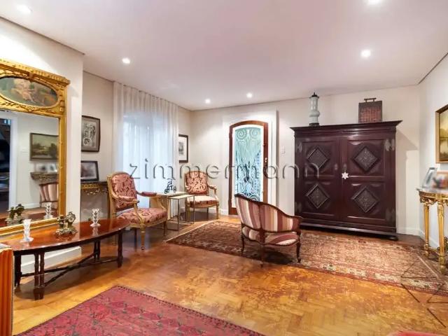 Casa / Sobrado para Venda em São Paulo/SP Higienópolis 3 Quartos