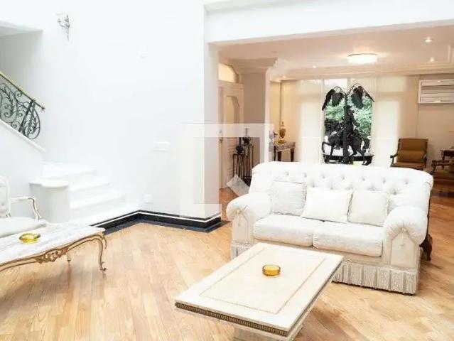 Casa / Sobrado para Venda em São Paulo/SP Higienópolis 4 Quartos