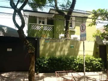 Praça Darcy Penteado - Garagem, Área de serviço