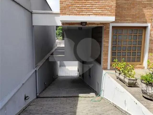 Casa / Sobrado para Venda em São Paulo/SP Horto Florestal 3 Quartos