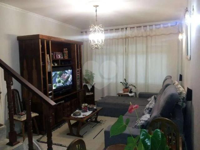 Casa / Sobrado para Venda em São Paulo/SP Horto Florestal 3 Quartos