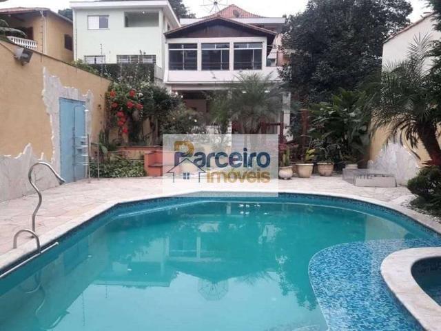 Casa / Sobrado para Venda em São Paulo/SP Horto Florestal 6 Quartos