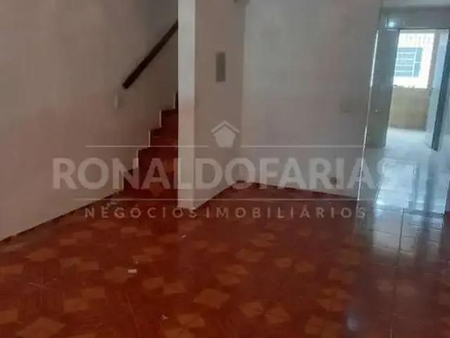 Casa / Sobrado para Venda em São Paulo/SP Interlagos 2 Quartos